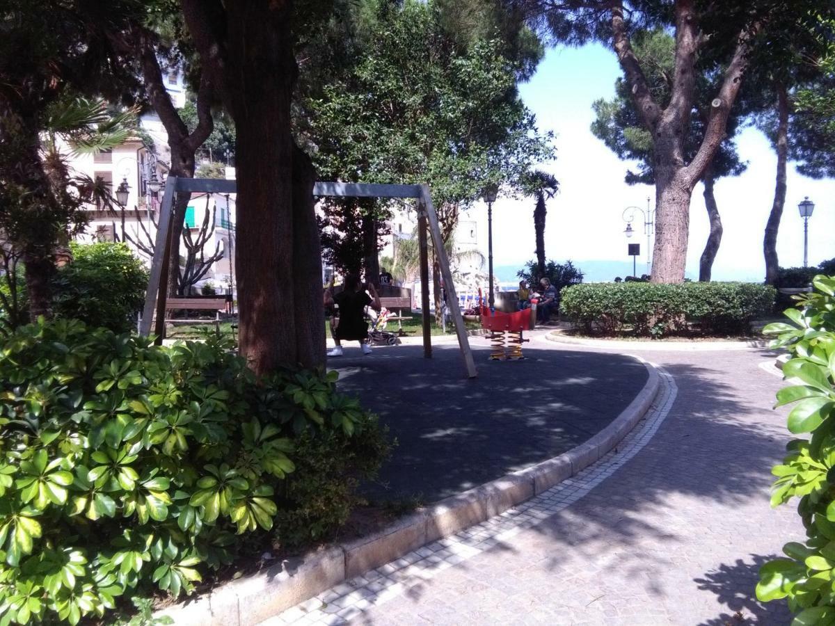 Casa Rosa Appartamento Con Giardino Cetara Eksteriør bilde